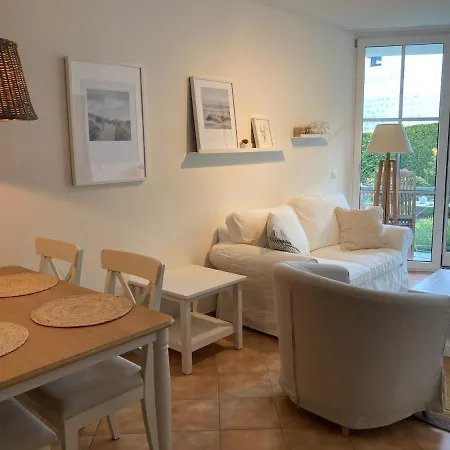 Hafentraum, Vilmblick Mit Strandkorb * Lauterbach (Rugen)