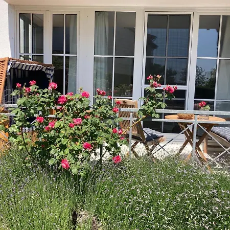 Hafentraum, Vilmblick Mit Strandkorb * Lauterbach (Rugen)