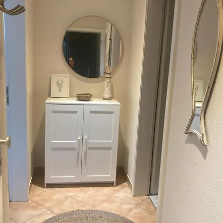 Hafentraum, Vilmblick Mit Strandkorb * Lauterbach (Rugen)